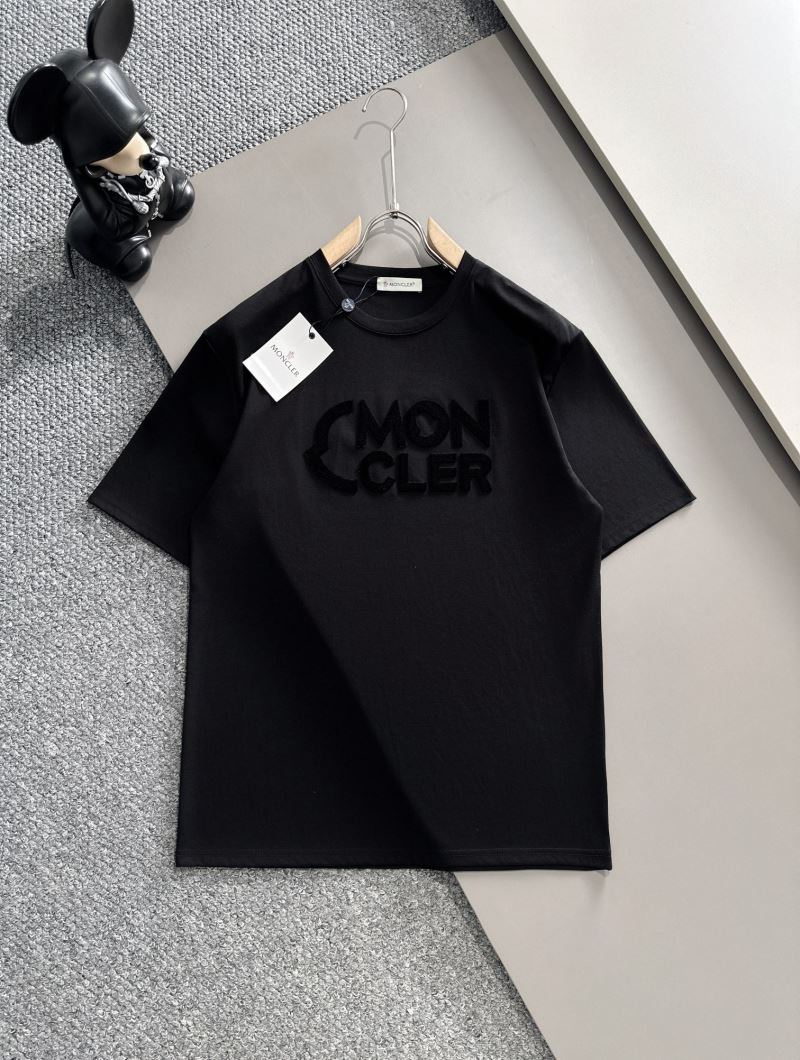 Unclassified Brand T-Shirts